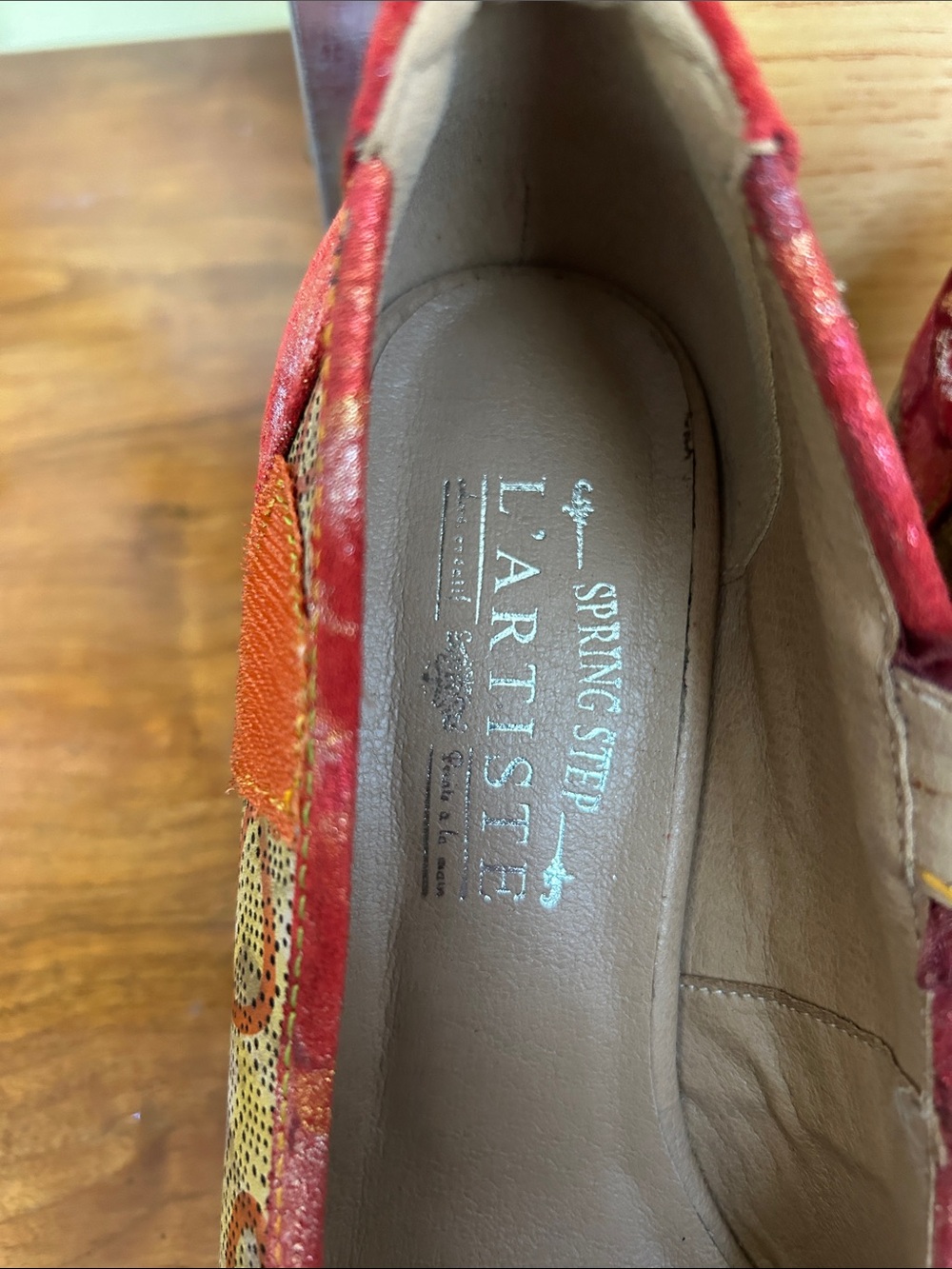 L’Artiste Valeriana Mary Jane Leather Floral Hand painted Platform Pumps Sz 6 - Picture 10 of 14
